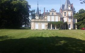 Chateau De Maucouvent