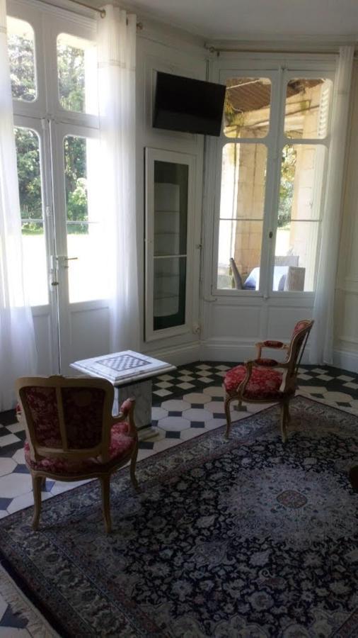 Chateau De Maucouvent Challuy Exterior foto